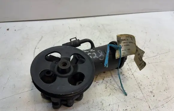 Toyota Yaris Verso Power steering pump