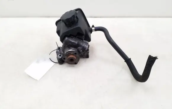 Mercedes-Benz S W220 Power steering pump A0024667401