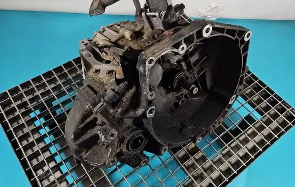 Opel Zafira B Manual 5 speed gearbox M32 IMPRK1577483