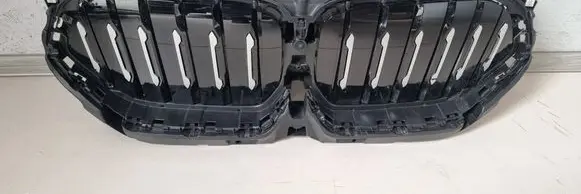 BMW X6 G06 Front bumper upper radiator grill 9447386