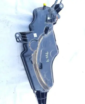 Volkswagen Golf VIII AdBlue liquid reservoir 5WA131877R 5Q0131969G