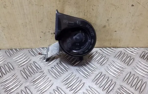 BMW X3 E83 Horn signal 7195893