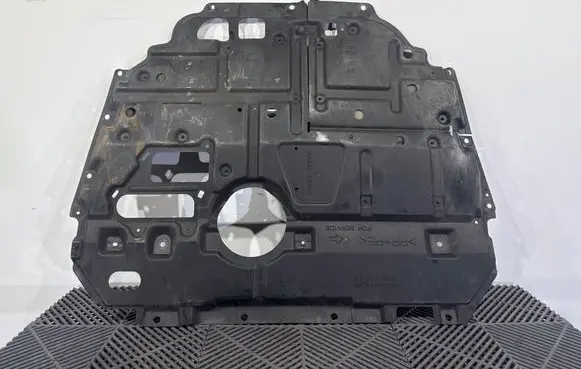 Lexus CT 200H Engine splash shield/under tray 5144112253