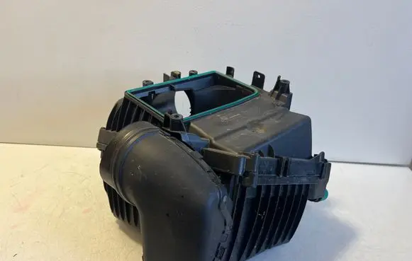 Mercedes-Benz GLB X247 Air filter box A6540900201