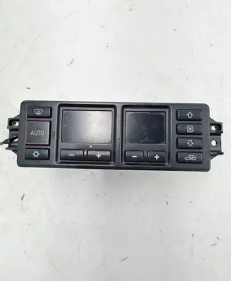 Audi A3 S3 8L Climate control unit 8L0820043M
