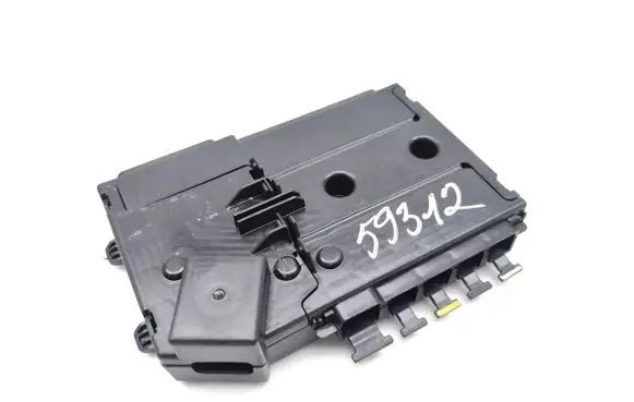 Mercedes-Benz C AMG W205 Battery relay fuse A2135406100