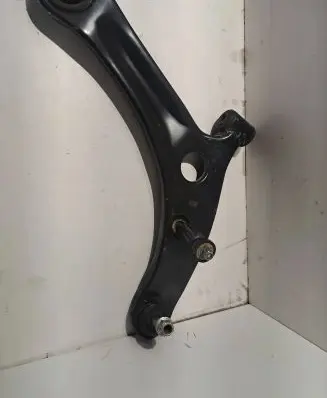 Mitsubishi Colt Front lower control arm/wishbone 91330421333611 3611