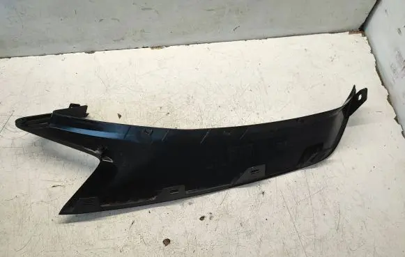 Chevrolet Camaro Front bumper splitter molding 84112272 304003