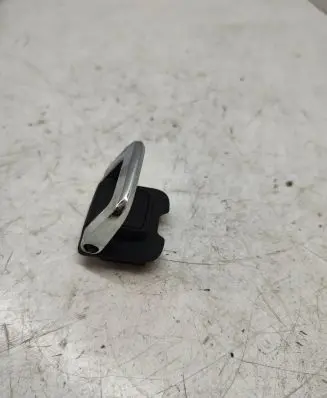 Peugeot 508 RXH Tie down hook / loop 