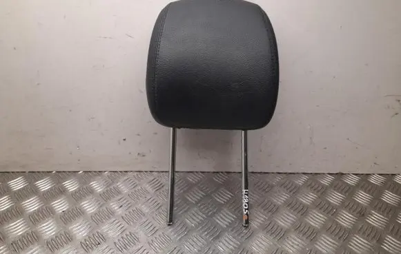 Mercedes-Benz E W213 Front seat headrest 1829961