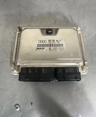 Audi A6 S6 C5 4B Engine control unit/module 8E0907401M 1039S04219 0281011255