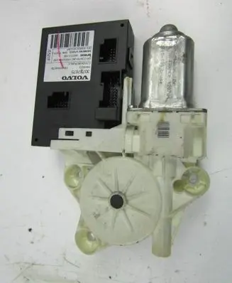 Volvo S40 Front door window regulator motor 30737675