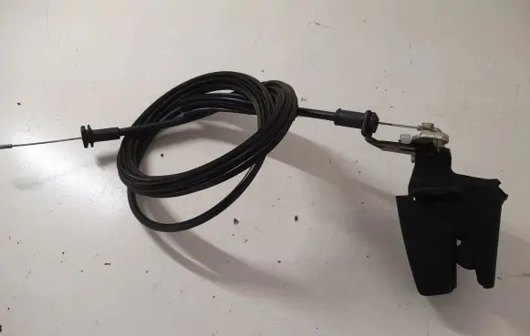 Loading door lock