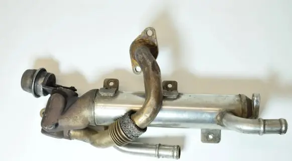 Audi A4 S4 B8 8K EGR valve cooler