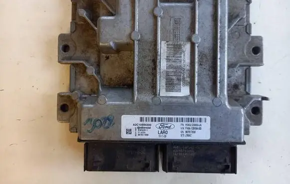 Ford Kuga II Engine control unit/module A2C10964300 HU5T14F262CA FV6A12B684BB