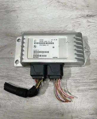 BMW X5 E70 Transfer box differential control unit 7605031 094373924 13774410