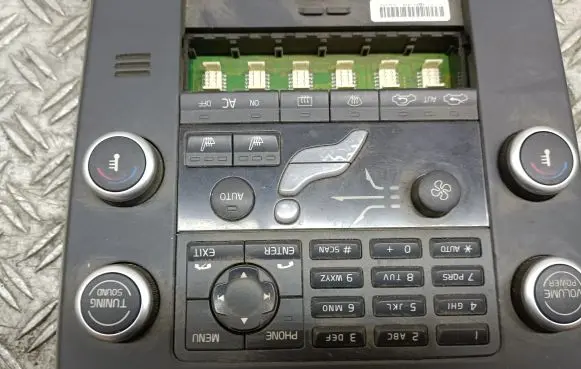 Volvo V70 Climate control unit