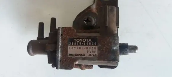 Toyota Carina T210 Valve vacuum 2581964030 1397000030