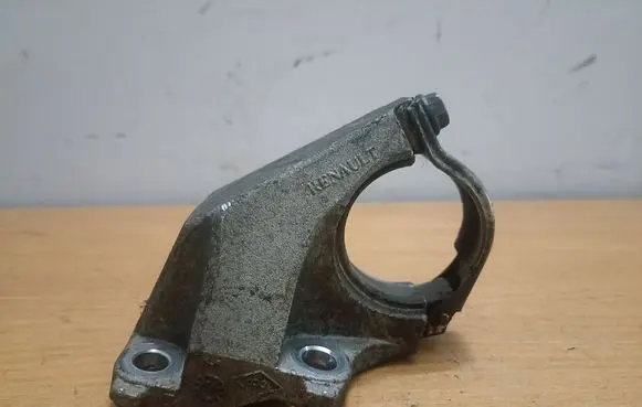 Renault Trafic III (X82) Driveshaft support bearing bracket 397743031R