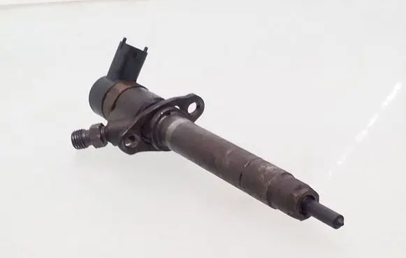 Fuel injector