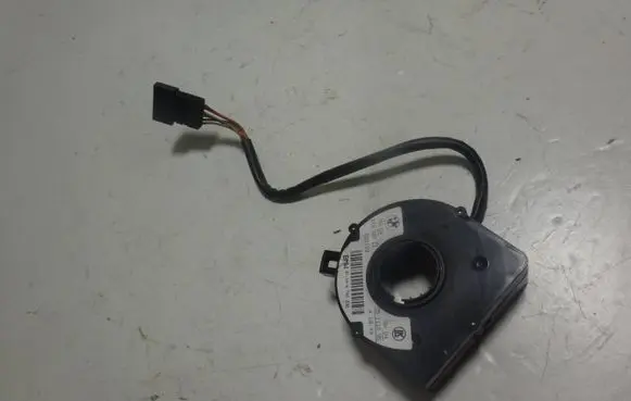 BMW 3 E46 Steering angle sensor 6760232