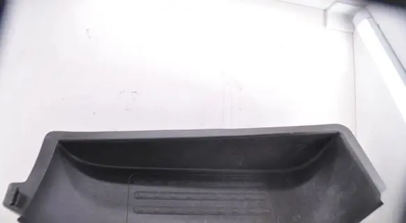 Volkswagen Transporter - Caravelle T6 Front sill trim cover 7H0863736F