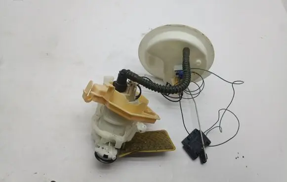 BMW 7 F01 F02 F03 F04 In-tank fuel pump 7188561
