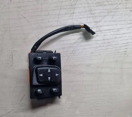 Mercedes-Benz S W220 Wing mirror switch 2208211551 03463305