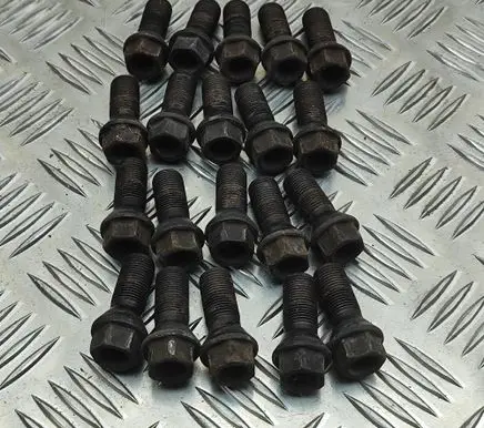 BMW 2 F22 F23 Nuts/bolts 6890324