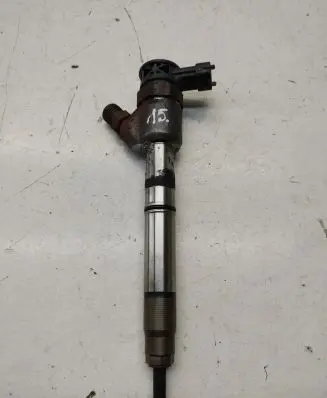 KIA Optima Fuel injector 338002A610 0445110589