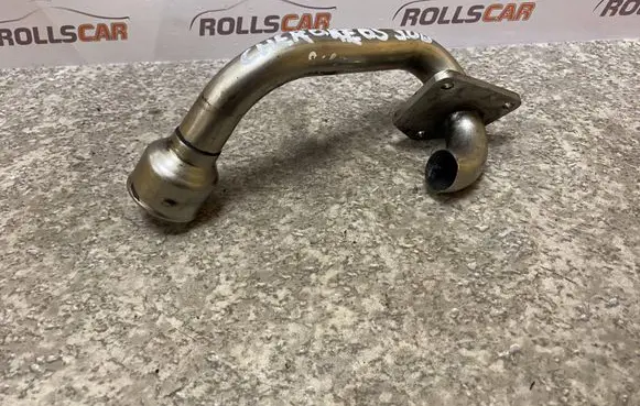 Jeep Grand Cherokee (WK) EGR valve line/pipe/hose