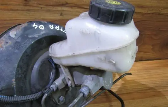 Opel Zafira A Master brake cylinder