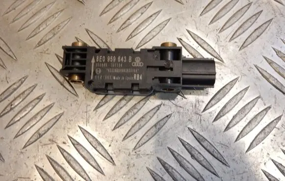 Audi A4 S4 B7 8E 8H Airbag deployment crash/impact sensor 8E0959643B 3785