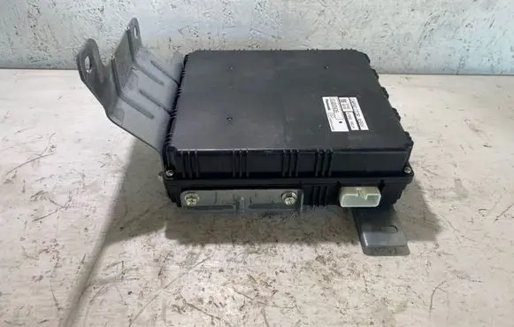 Nissan Leaf I (ZE0) Brake system control unit/module 478801MG1A B7M1H003 B83D1055