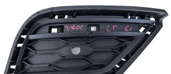 Rear tail light reflector