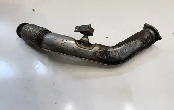 Audi A4 S4 B9 8W Muffler/silencer 8W0253350