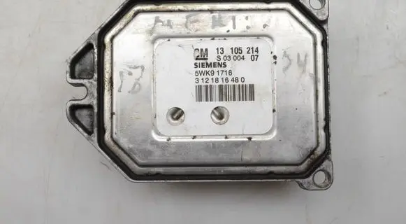 Opel Meriva A Engine control unit/module 13105214
