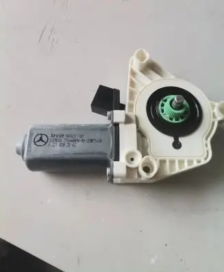 Mercedes-Benz S W221 Front door window regulator motor A2218202842 997457101 7746009601