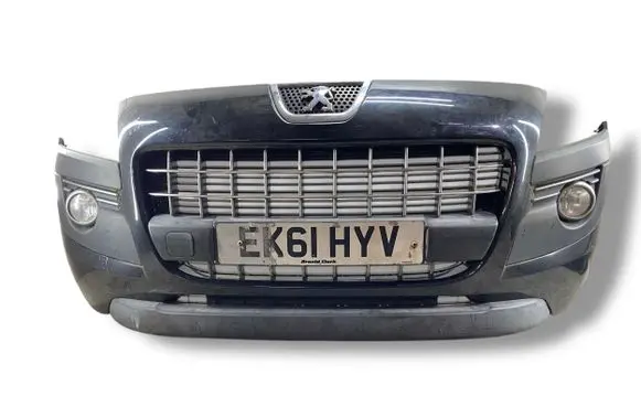 Peugeot 3008 I Front bumper
