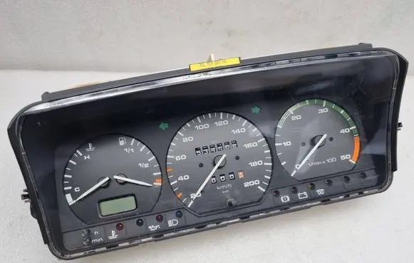 Volkswagen Transporter - Caravelle T4 Speedometer (instrument cluster) 701919033EK