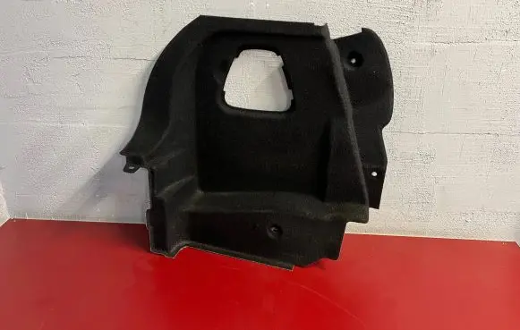 Trunk/boot side trim panel