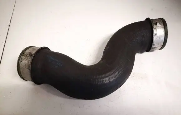 Skoda Octavia Mk2 (1Z) Intercooler hose/pipe 1k0145832e