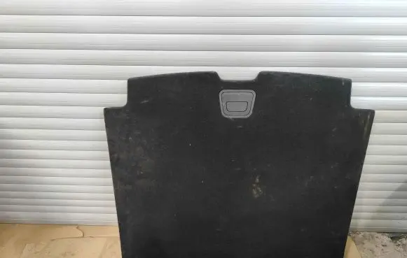 Volvo XC60 Trunk/boot floor carpet liner 32149605 32149606 32205648