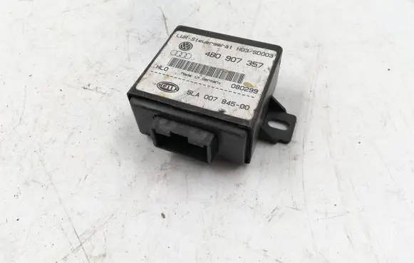 Audi A3 S3 8L Light module LCM 5LA00784500 4B0907357 080299