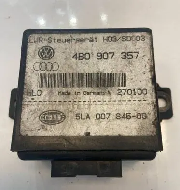 Audi A6 S6 C7 4G Light module LCM 4B0907357 270100 5LA00784500