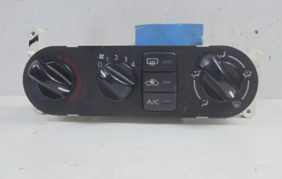 Nissan Sentra B15 Air conditioning/heating control unit 100682-B