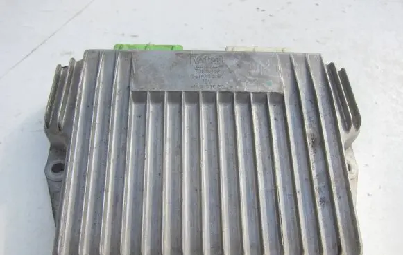 Citroen C5 Engine control unit/module 73810702 9614495180