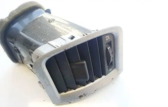 Skoda Fabia Mk2 (5J) Dashboard side air vent grill/cover trim 5J0819701