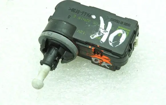 Opel Meriva A Headlight level adjustment motor 13221028 93189095