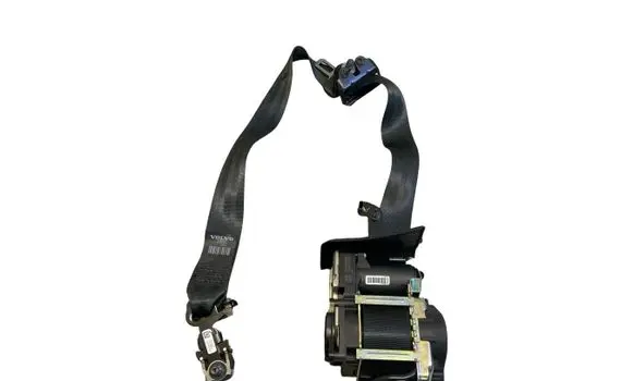 Volvo XC60 Front seatbelt 32386967 P032386967 634090900G0000